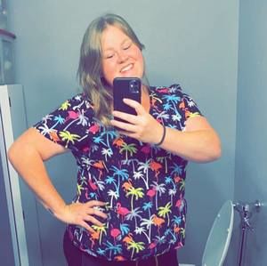 Meet your Posher, Elizabeth